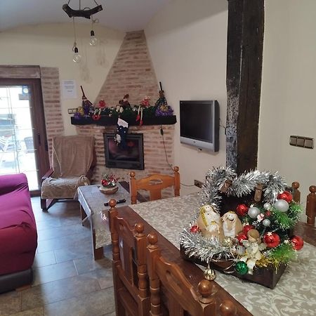 Vivienda Turistica El Caneco Tordesillas Εξωτερικό φωτογραφία