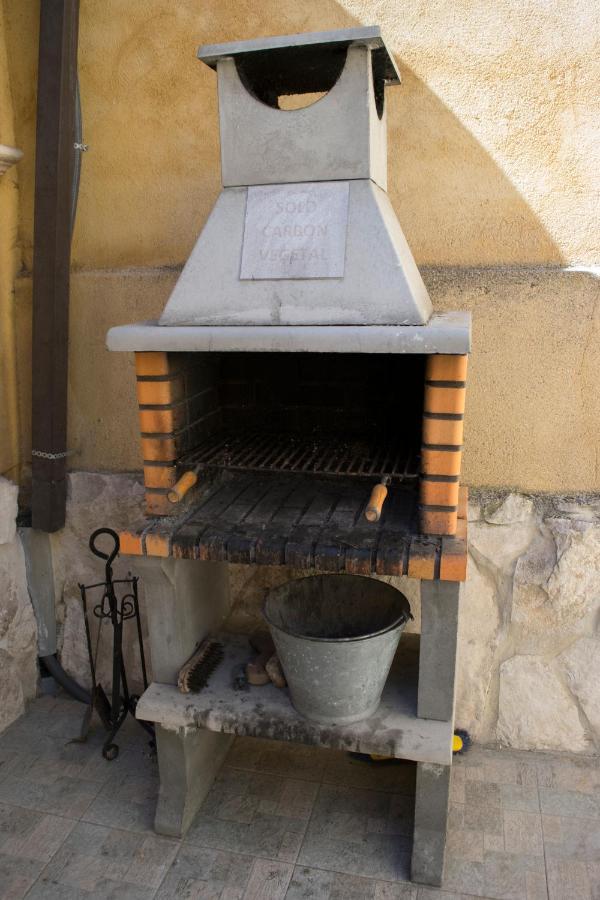 Vivienda Turistica El Caneco Tordesillas Εξωτερικό φωτογραφία