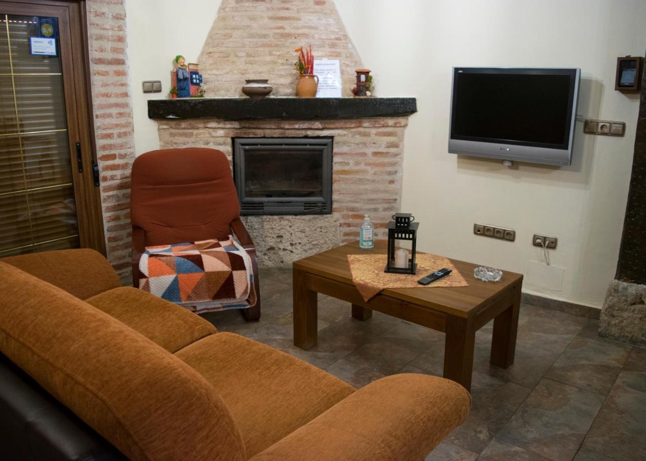 Vivienda Turistica El Caneco Tordesillas Εξωτερικό φωτογραφία
