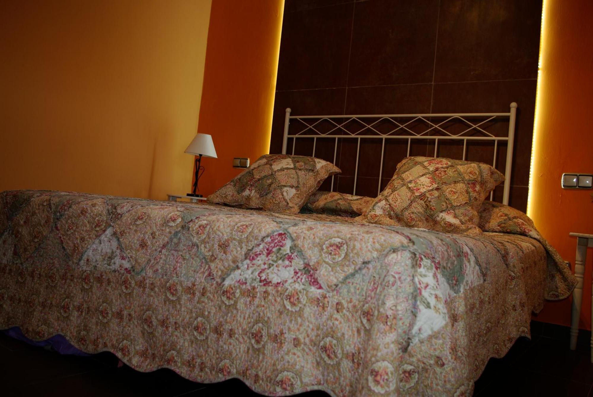 Vivienda Turistica El Caneco Tordesillas Δωμάτιο φωτογραφία